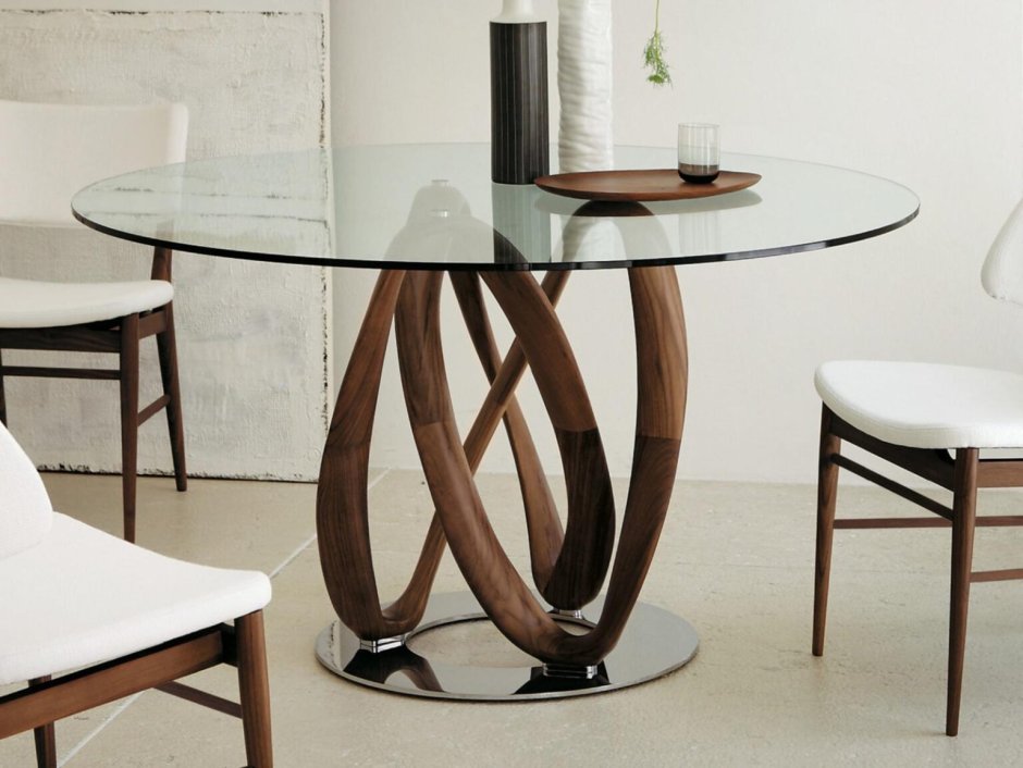 Круглый столик со стеклом