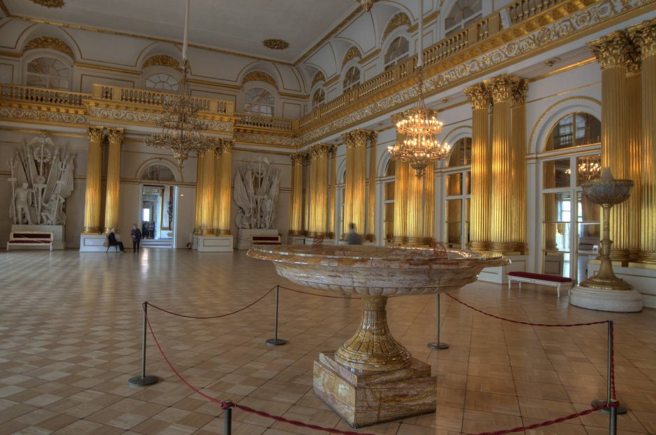 Георгиевский зал зимнего дворца потолок