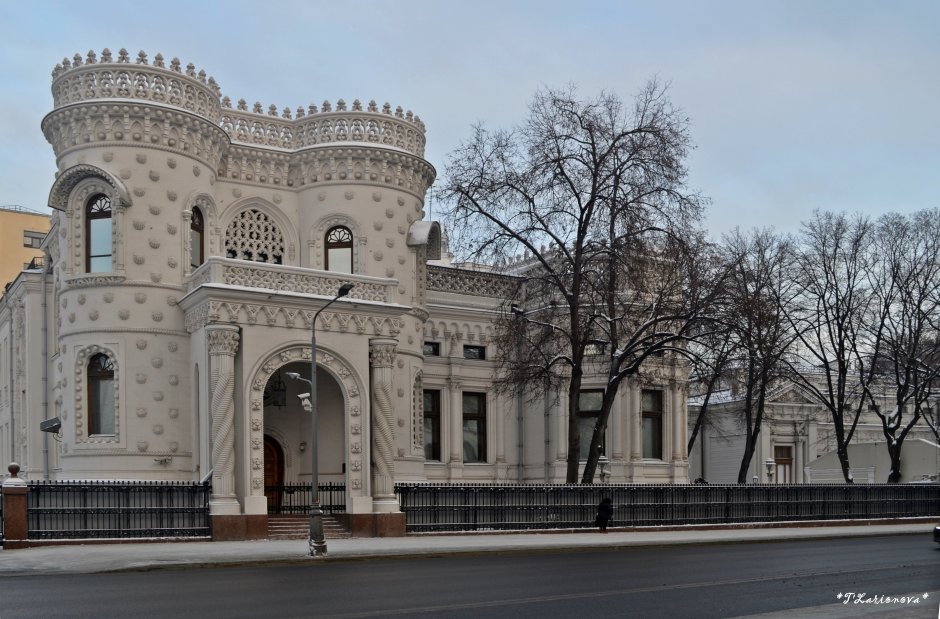 Особняк купца Арсения Морозова.