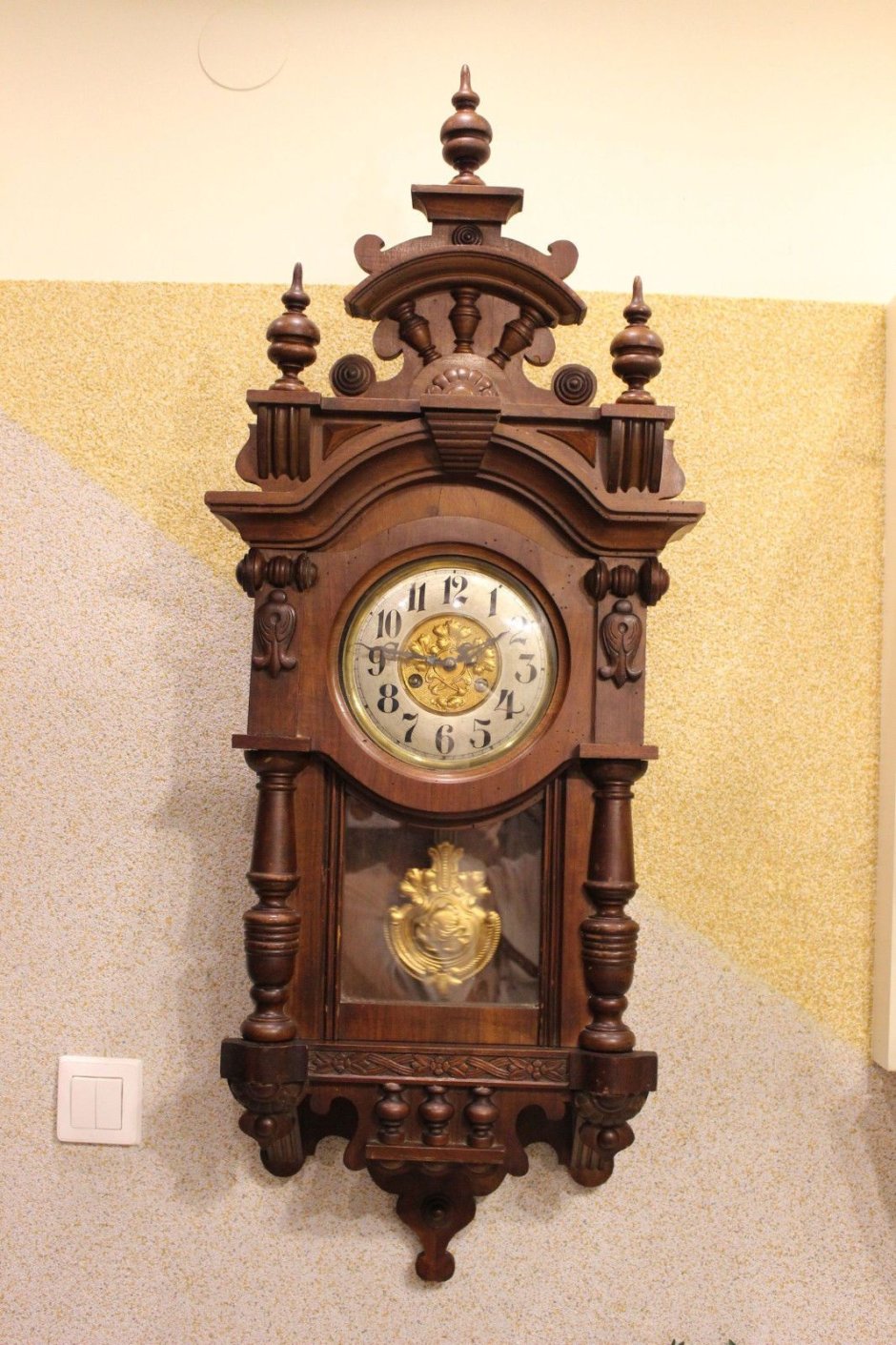 Старинные настенные часы Junghans