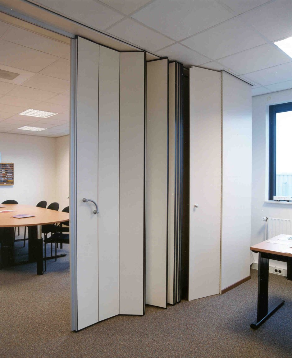 Металлические перегородки