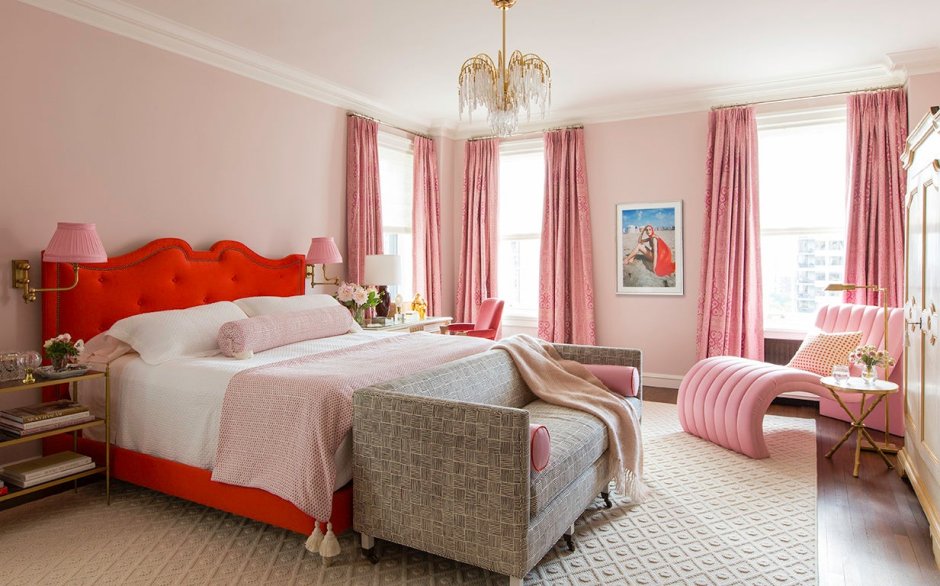 Интерьер спальни светло розовые стены