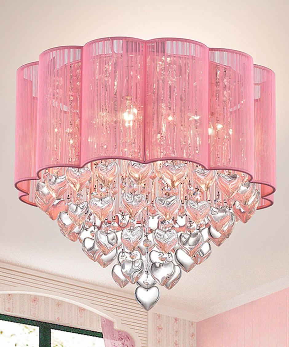 Люстра в розовых тонах