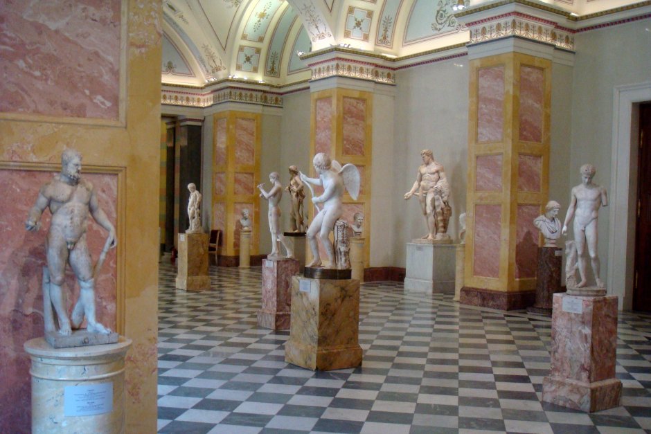 Римский дворик в Эрмитаже