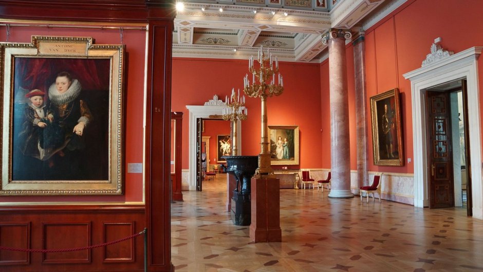 Экспозиции музеев Эрмитаж
