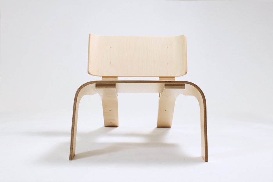 Табурет из гнутой фанеры