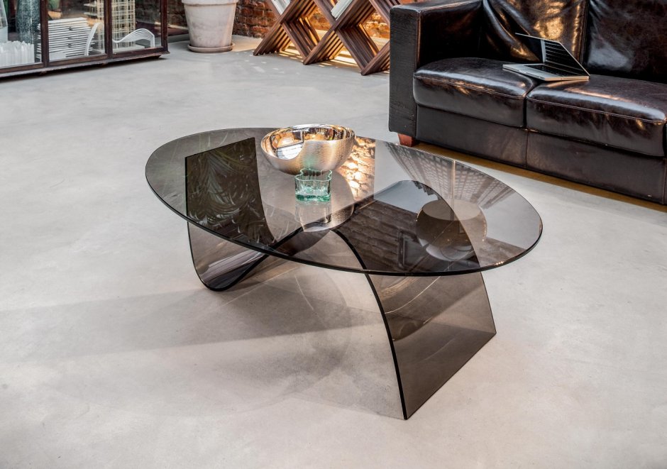 Стеклёни стол