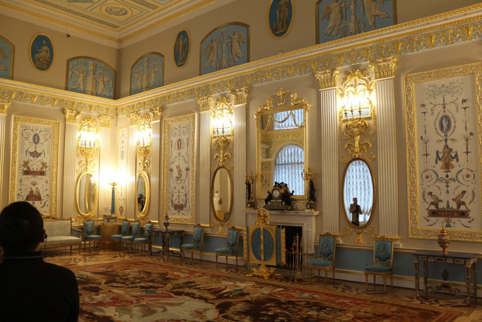 Большой Петергофский дворец куропаточная гостиная