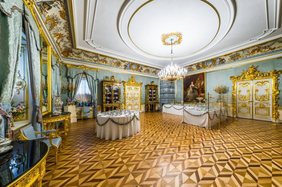 Парадная голубая гостиная Екатерининского дворца