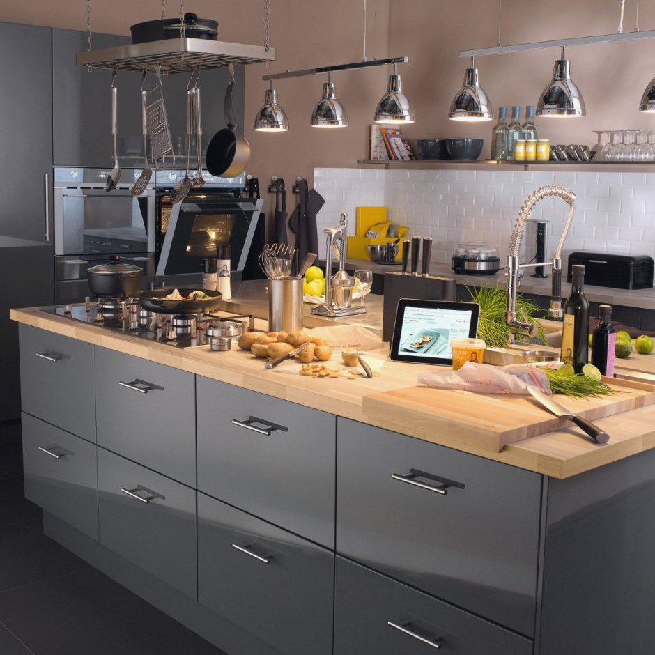 Рейлинг с креплениеным комплектом Delinia 1000 мм