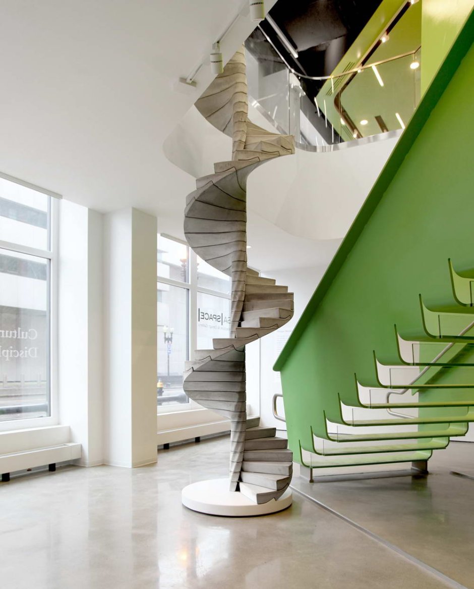 Лестница из архитектурного бетона