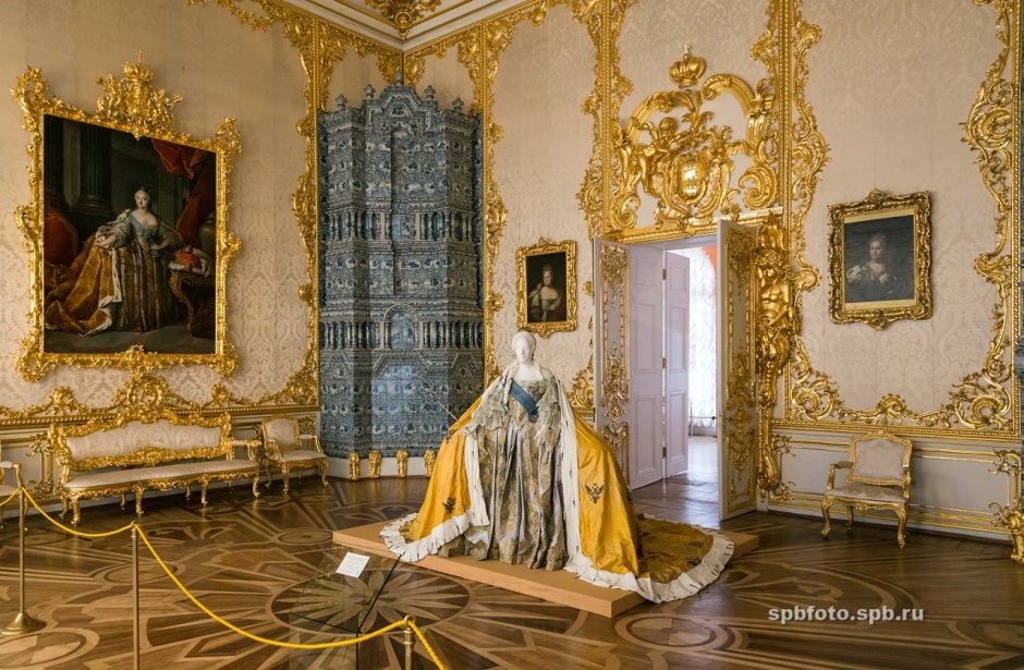 Спальня Елизаветы Петровны Екатерининский дворец