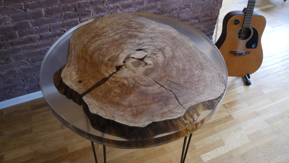 Журнальный столик из спила дерева