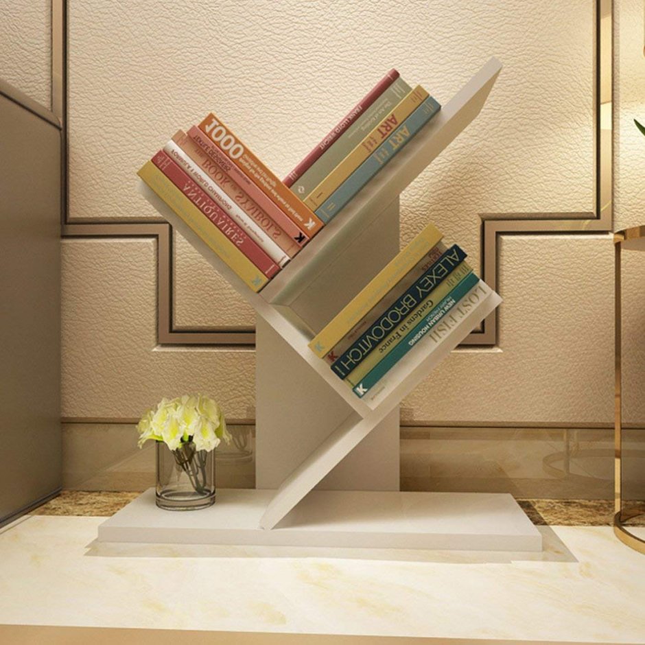 Прозрачная книжная полка
