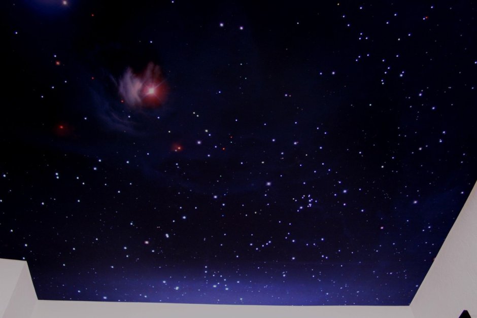 Натяжной потолок звездное небо со старпинс