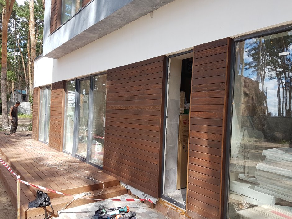 Модерн планкен фасад