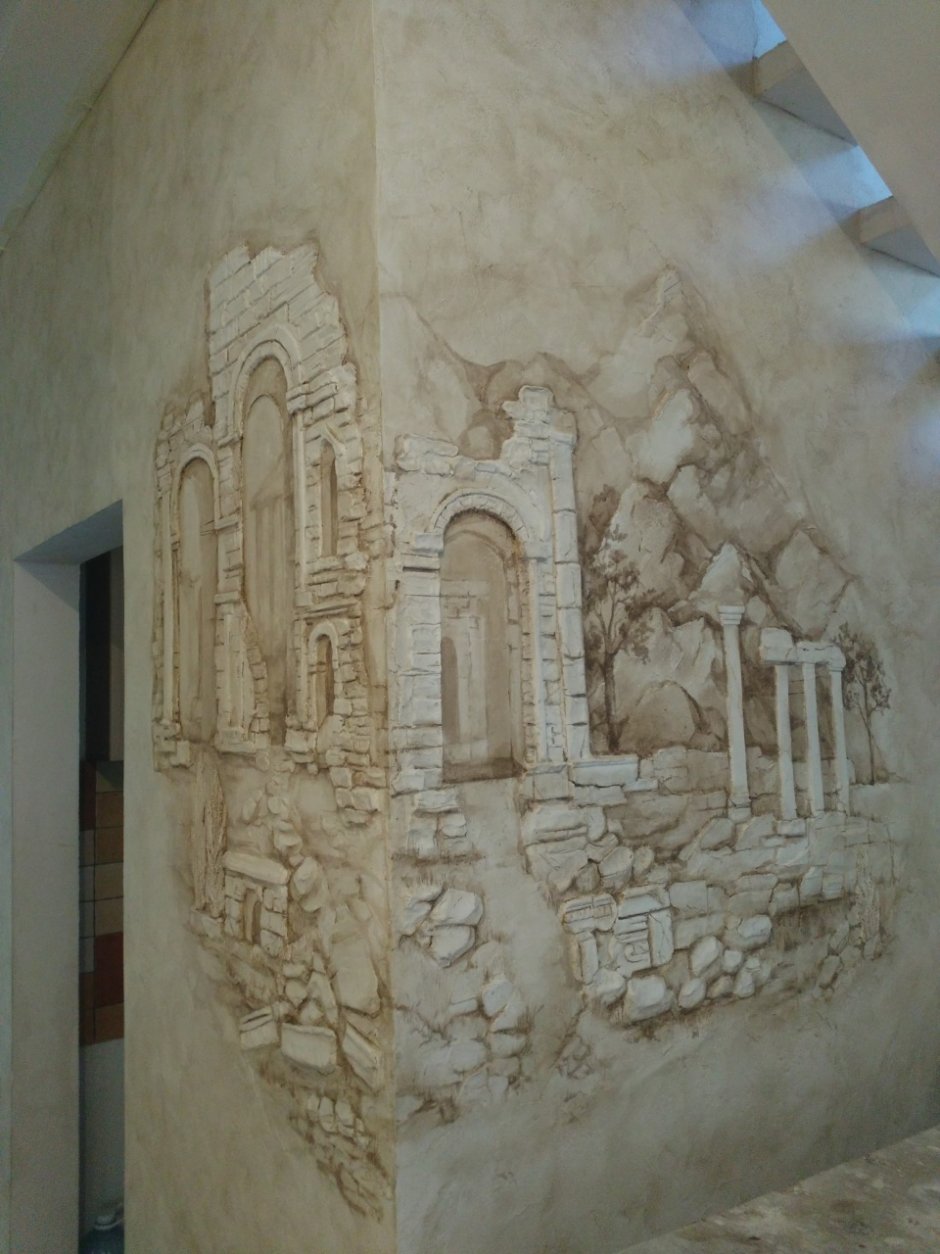 Роспись стен венецианской штукатуркой