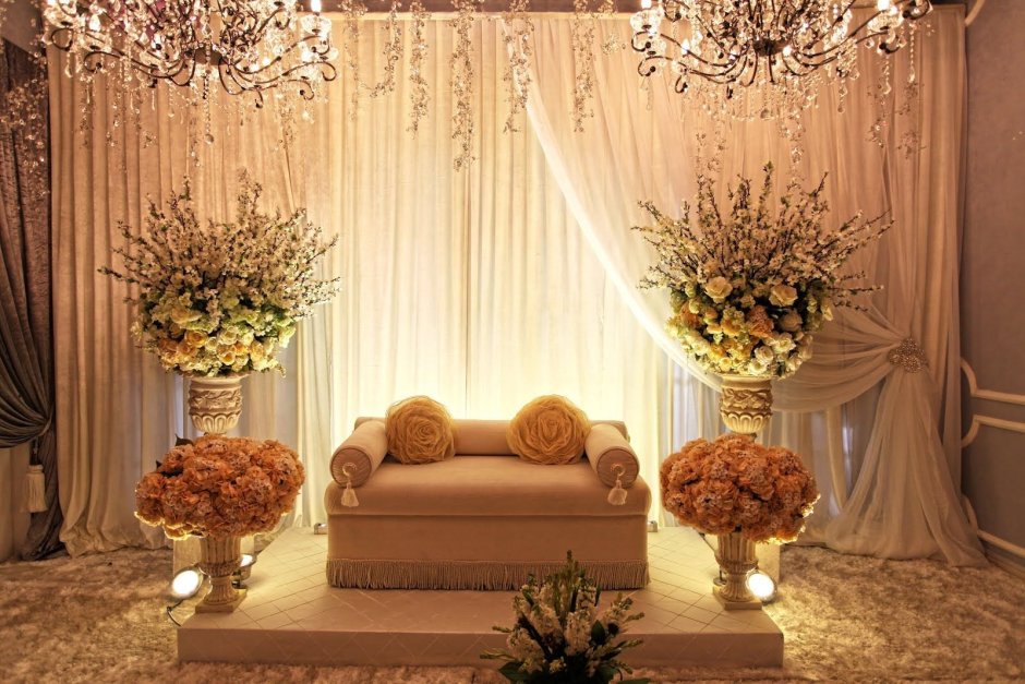Комната невесты в цветах