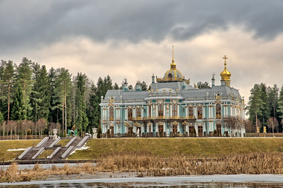 Роскошный особняк монарха