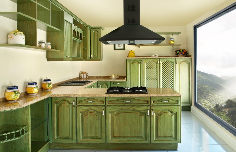 Деревянная кухня оливкового цвета