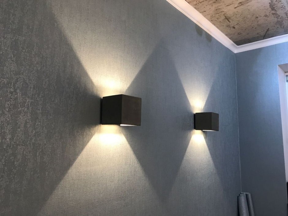Дизайнерский настенный светильник Blossi Wall Lamp