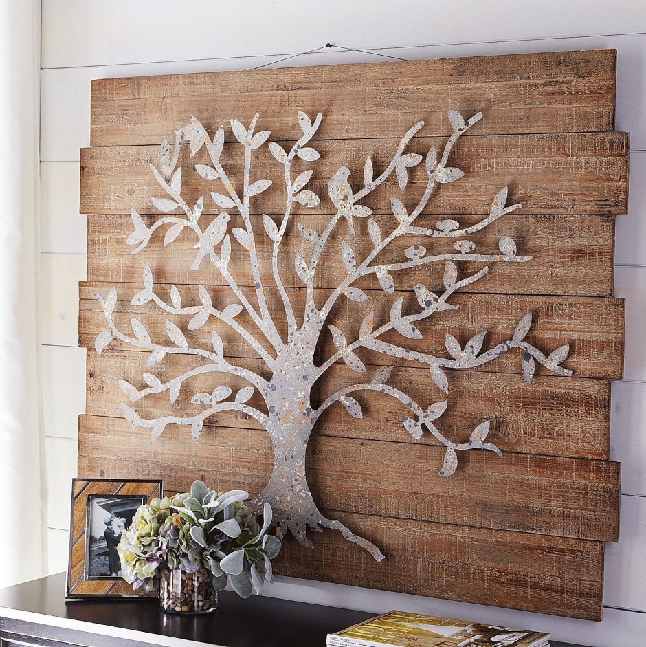 Декор дерево на стену в гостинную для портретов семьи