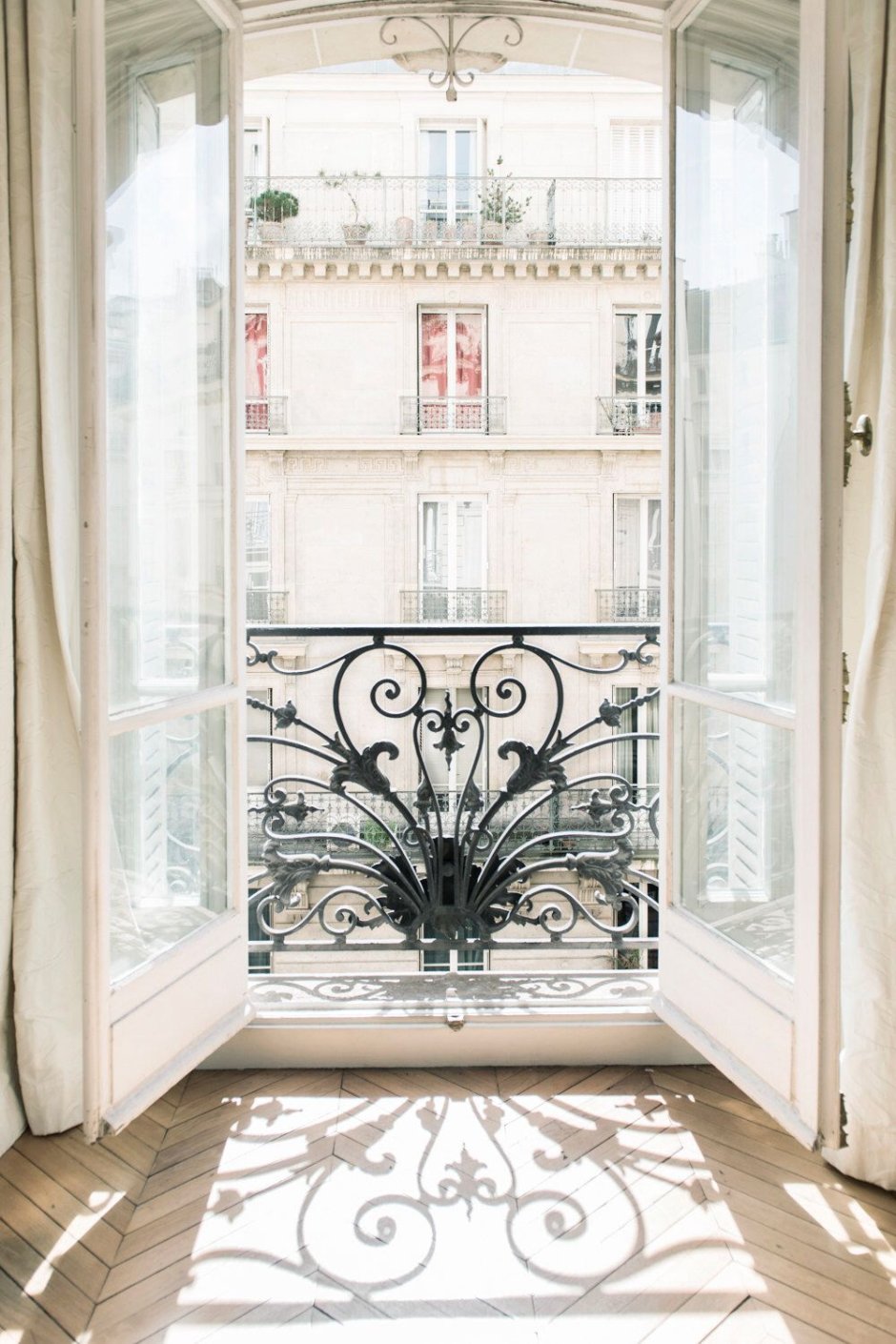 Французские окна в интерьере