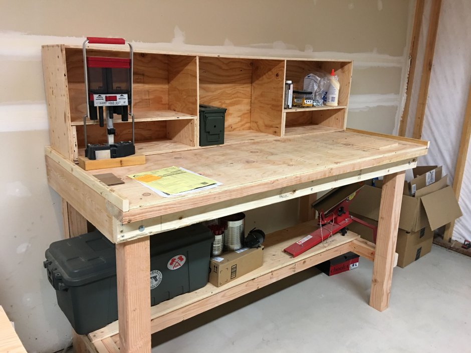 Складной стол в мастерскую