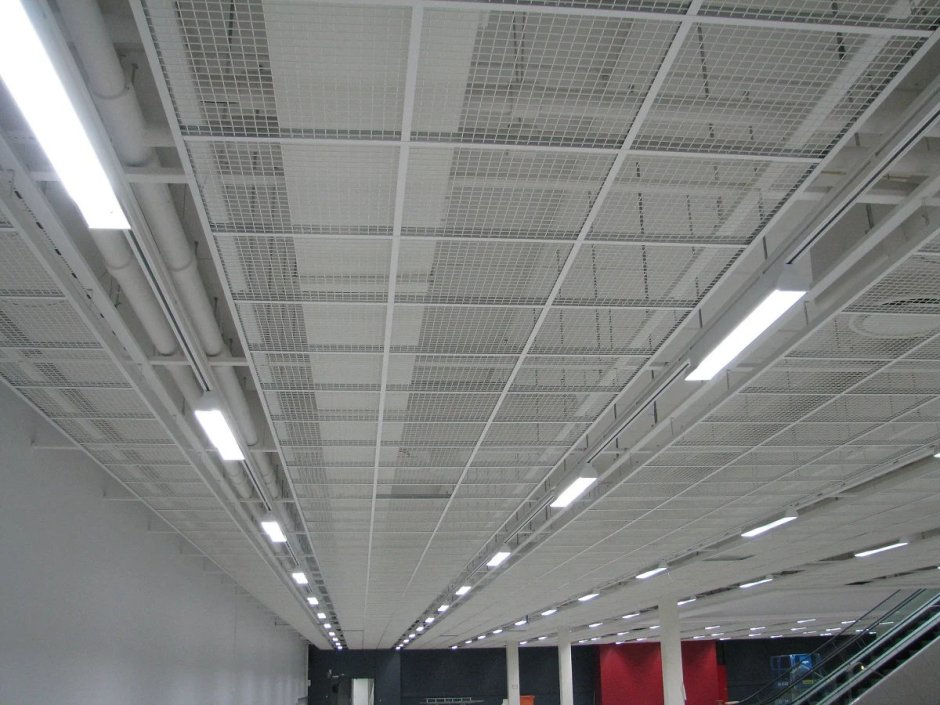 Подвесной потолок металлическая сетка