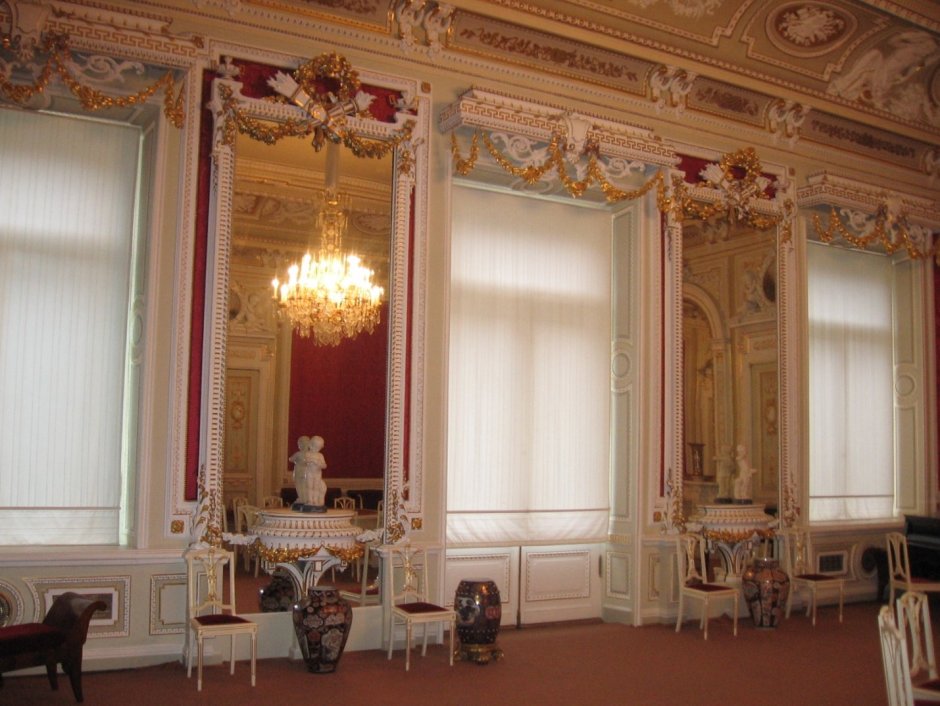 Золотой зал Аничкова дворца