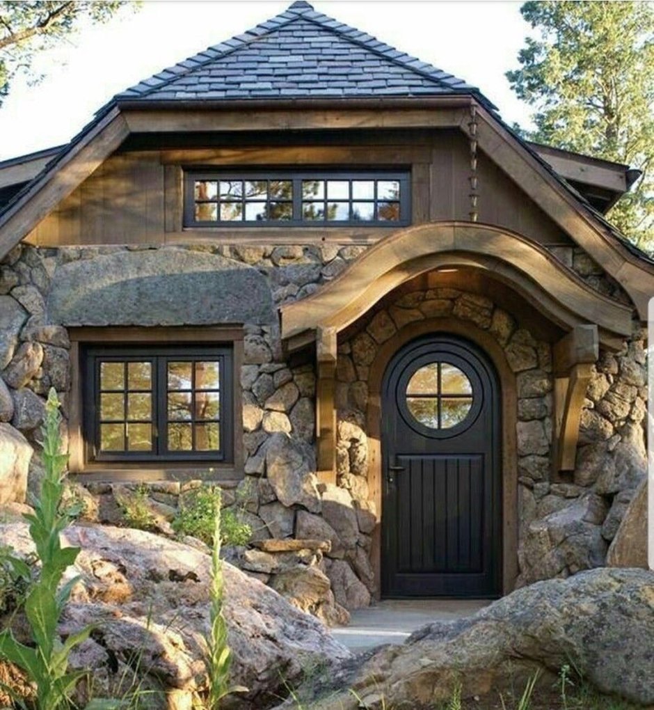 Красивые каменные дома