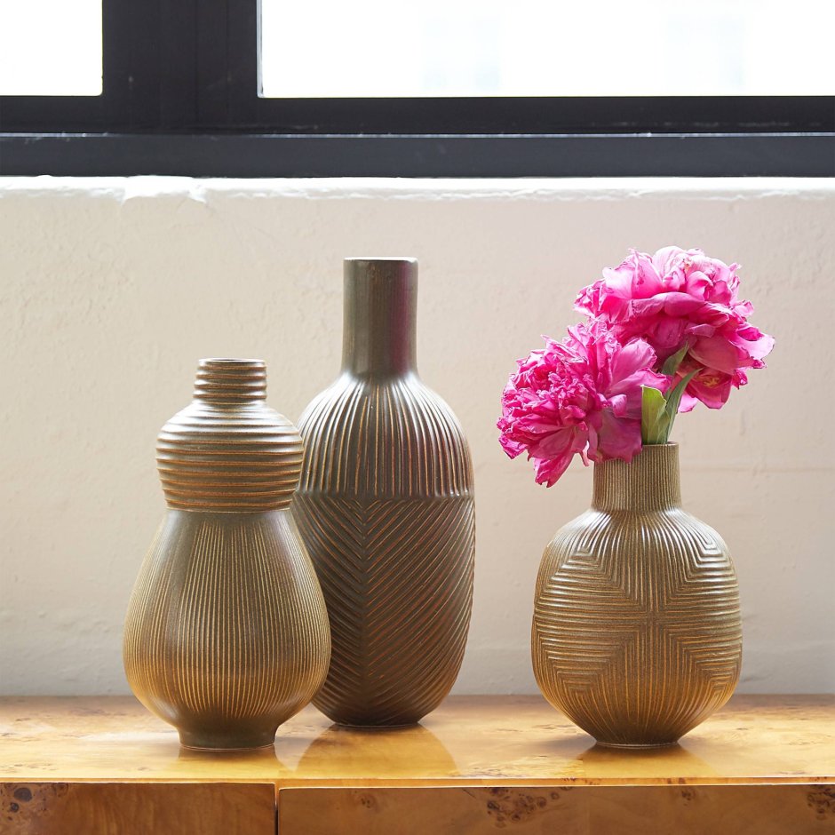Напольная ваза в скандинавском стиле