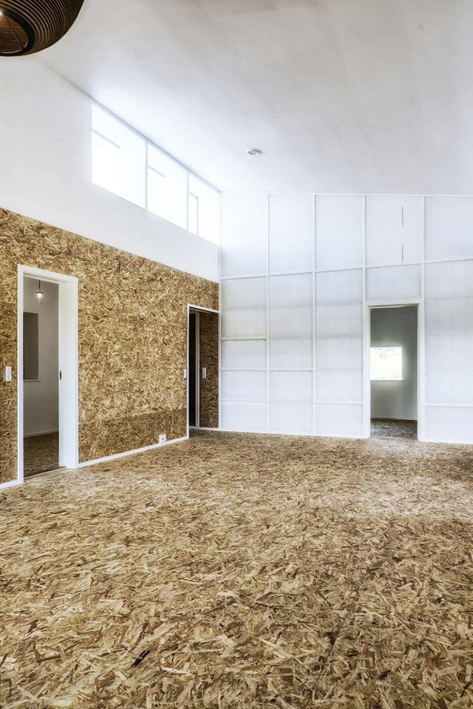 Потолок ОСБ крашенный