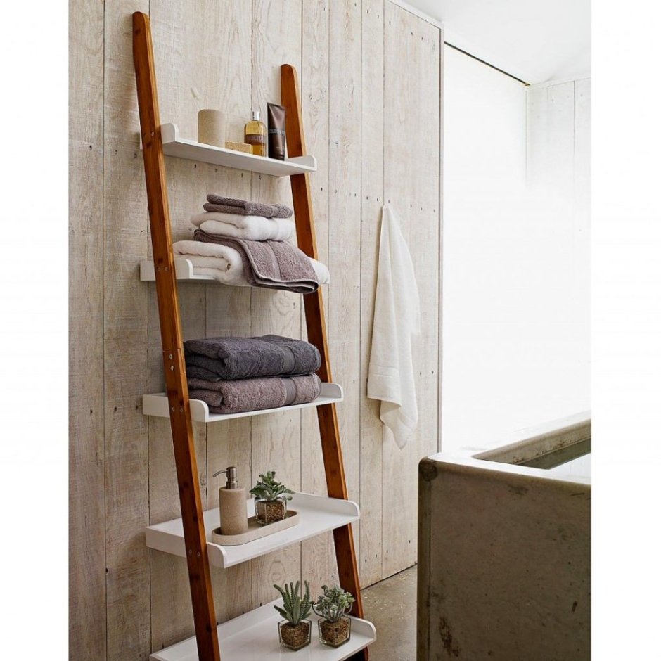 Полка в ванную для полотенец лестница