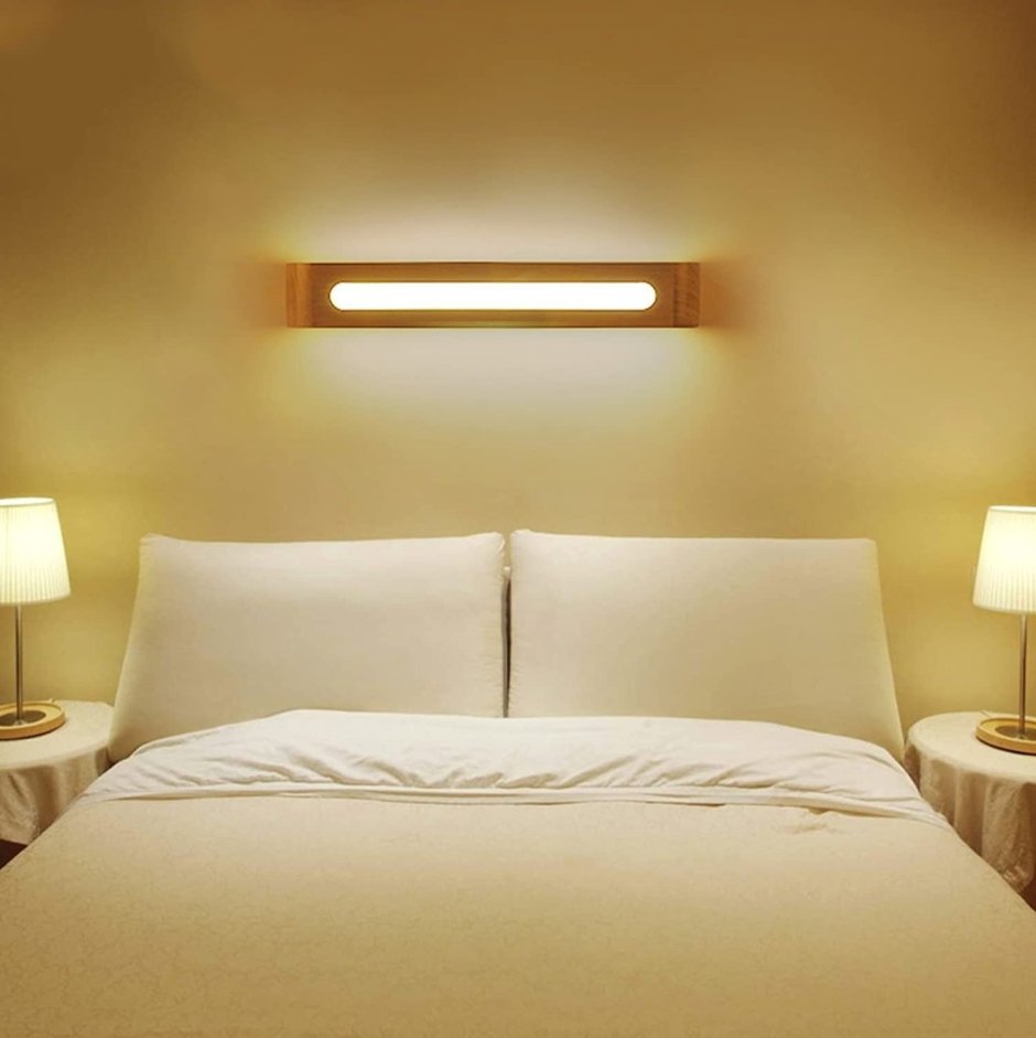 Светильники над кроватью в спальне