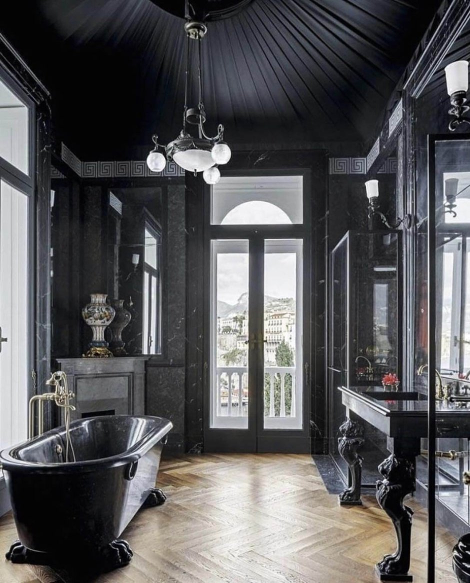 Комната в готическом стиле для подростка