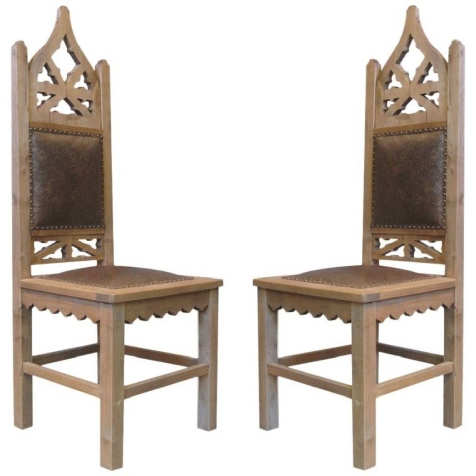 Туалетный столик в готическом стиле