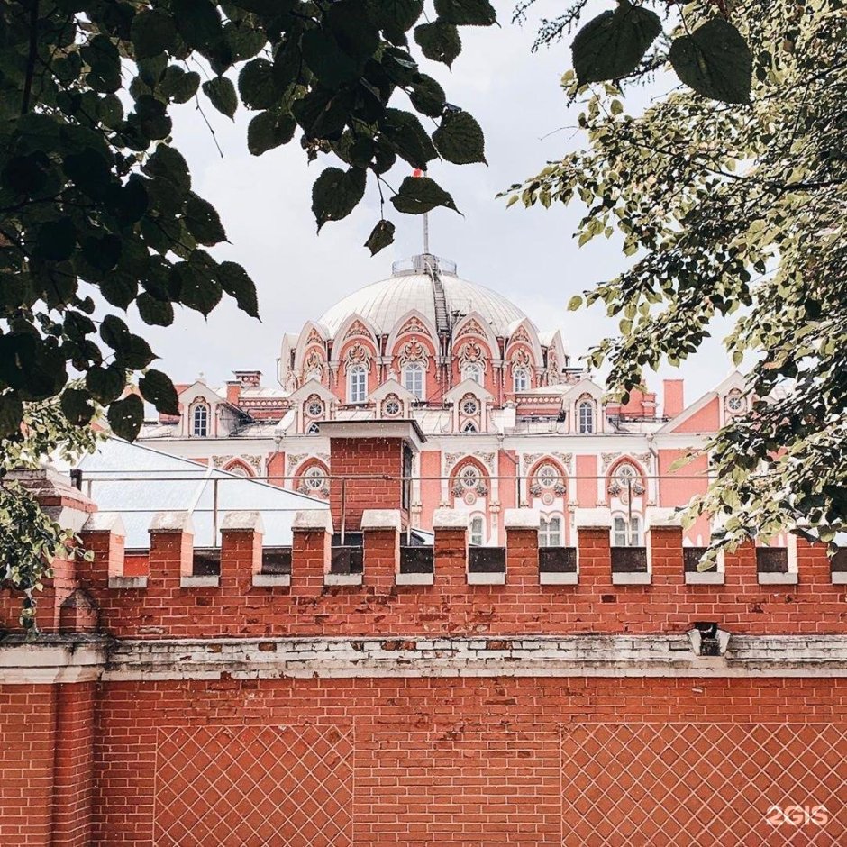 Путевой дворец Москва