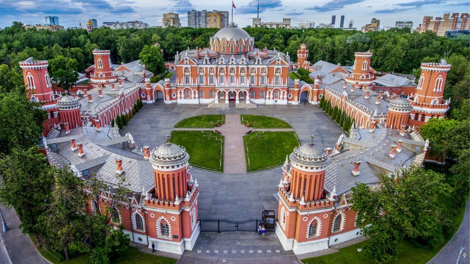 Петровский путевой дворец Динамо