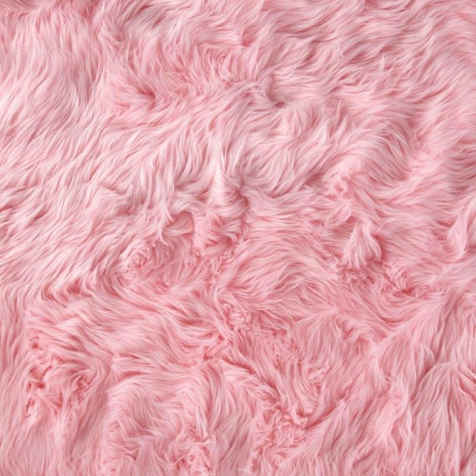 Красивый розовый ковер