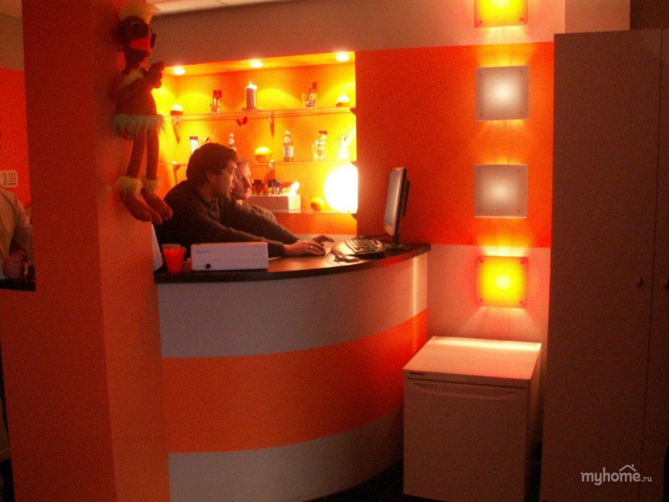 Стены в солярии