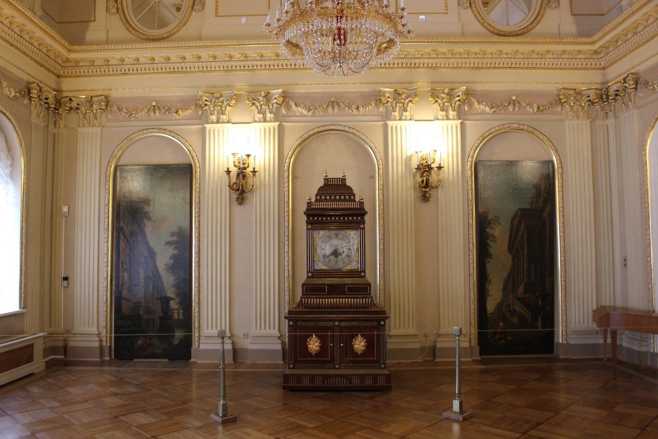 Меншиковский дворец парадный зал
