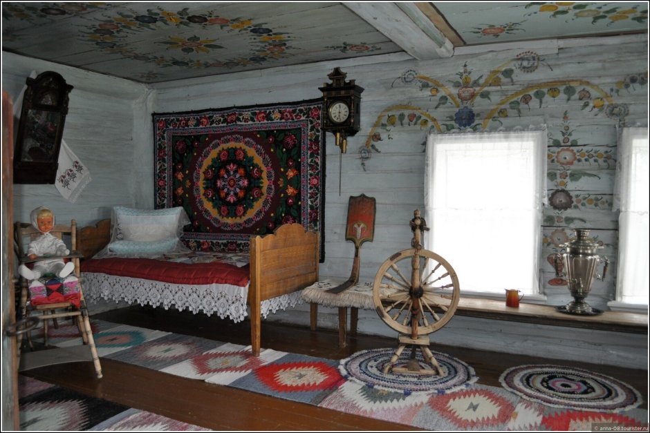 Уютная комната в деревенском стиле
