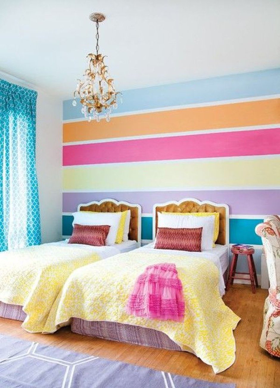 Покраска стен в разные цвета