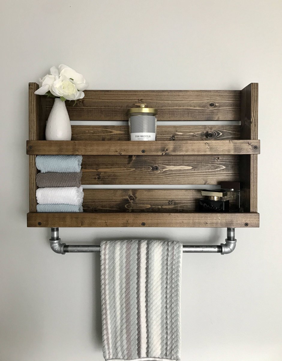 Полки в ванную для полотенец деревянная