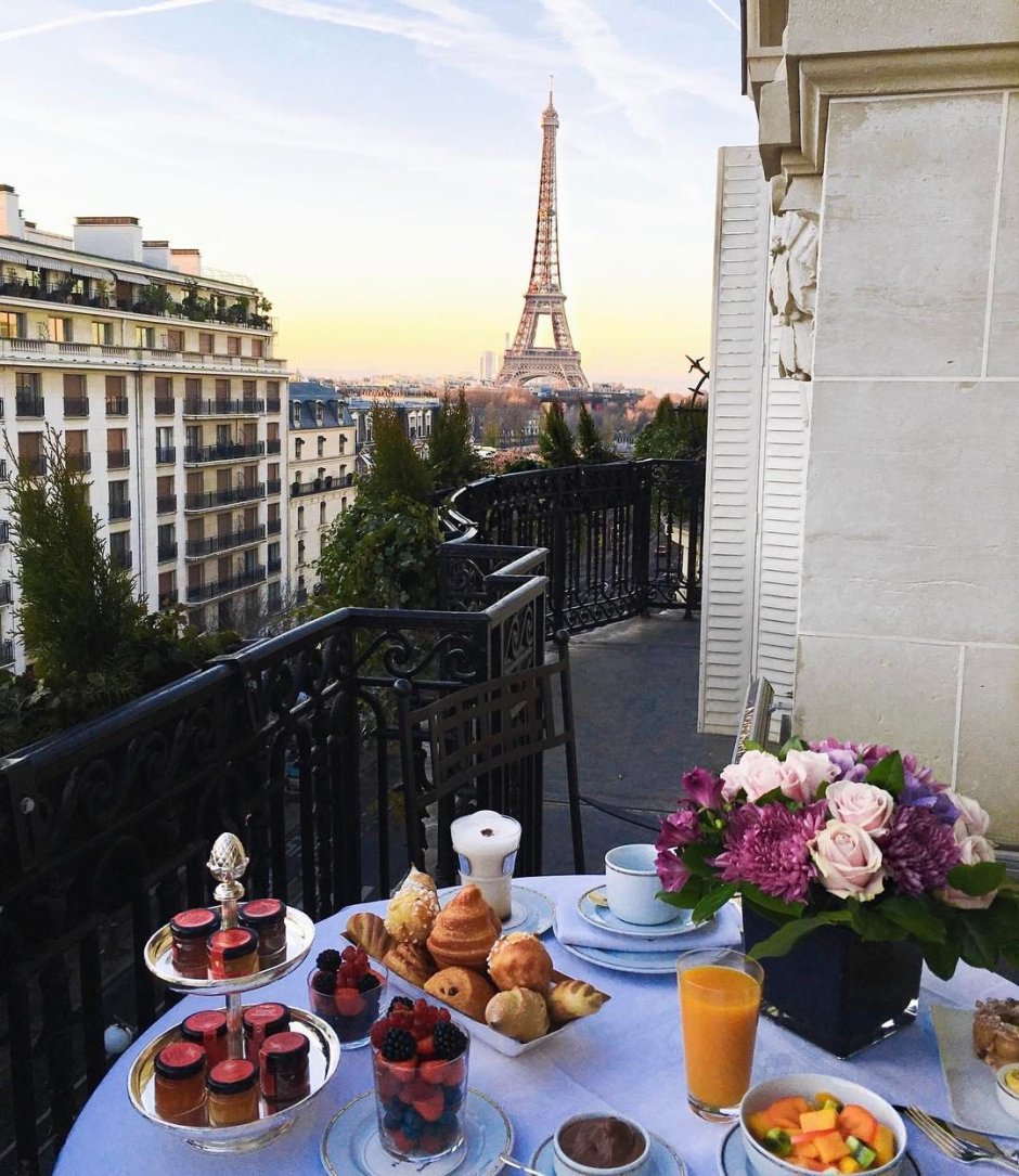 Завтрак Plaza Athenee