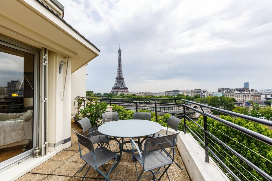Гостиница у Эльфевой башни Париж