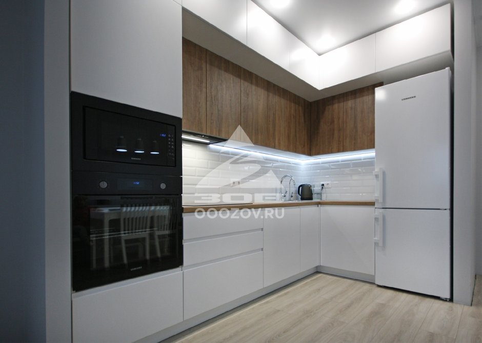 Современная кухня лофт с фрезеровкой