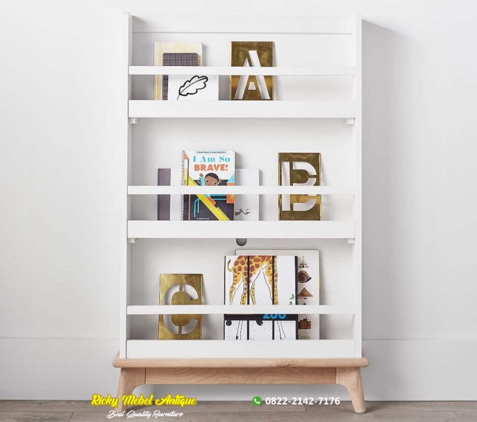 Tidy Bookshelf