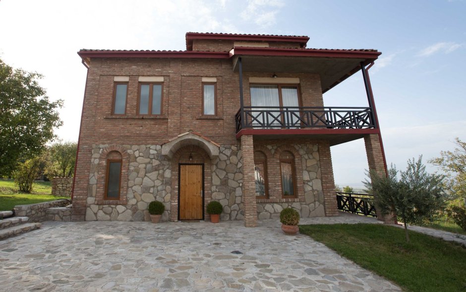 Дом в грузинском стиле
